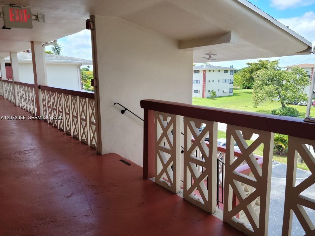 4730 NW 10th Ct , Unit 302, Plantation, FL 33313 Photo