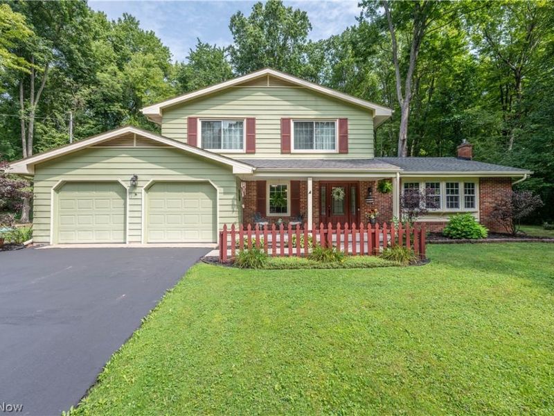 1238 Willowood, Hubbard, OH 44425 Photo 3