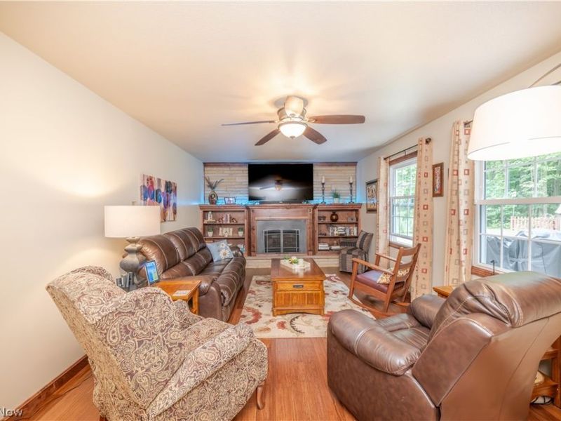 1238 Willowood, Hubbard, OH 44425 Photo 30