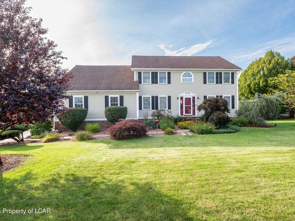 30 Genoa Lane, Shavertown, PA 18708