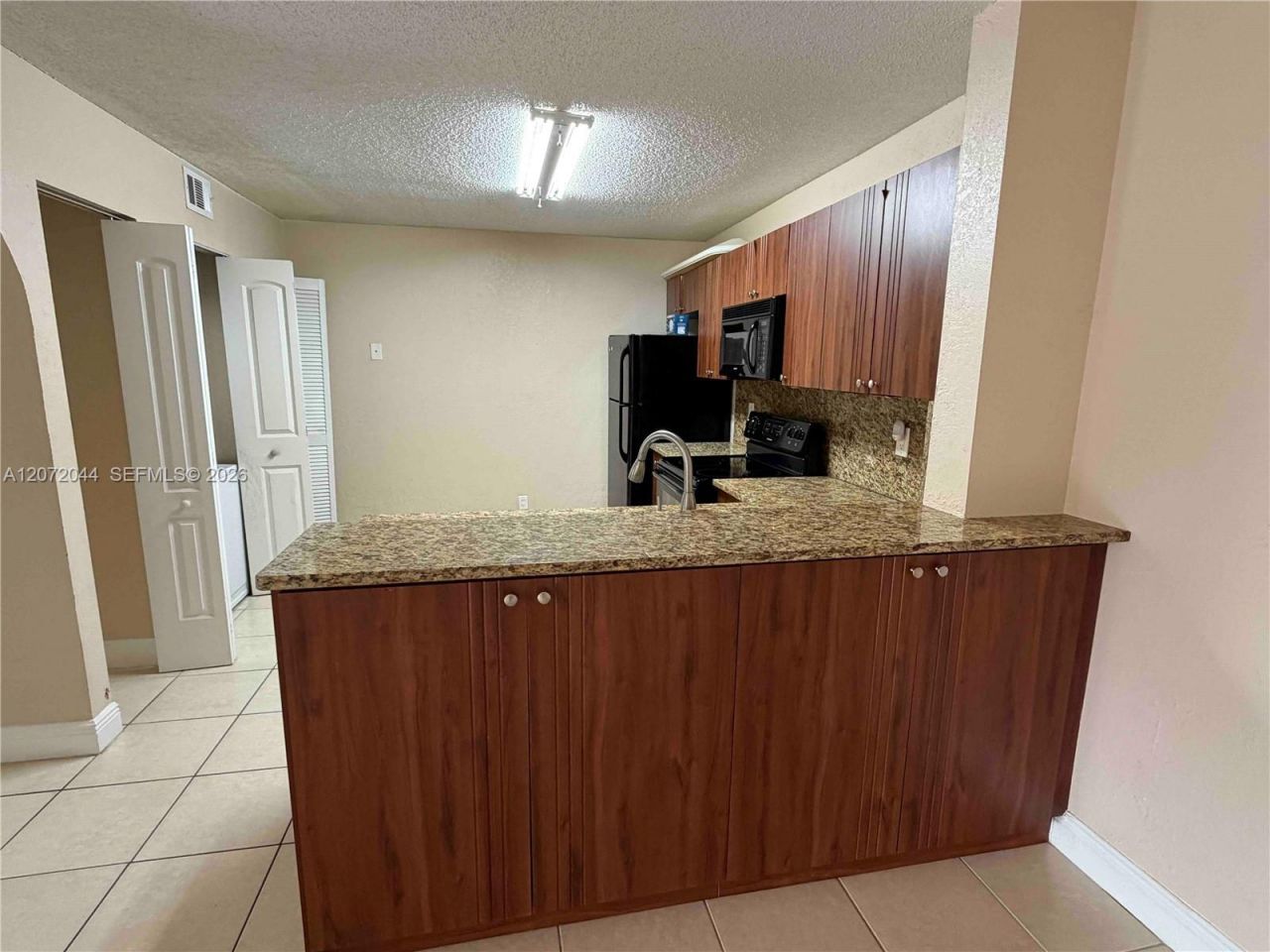 5701 Riverside Dr , Unit 204B6, Coral Springs, FL 33067 Photo