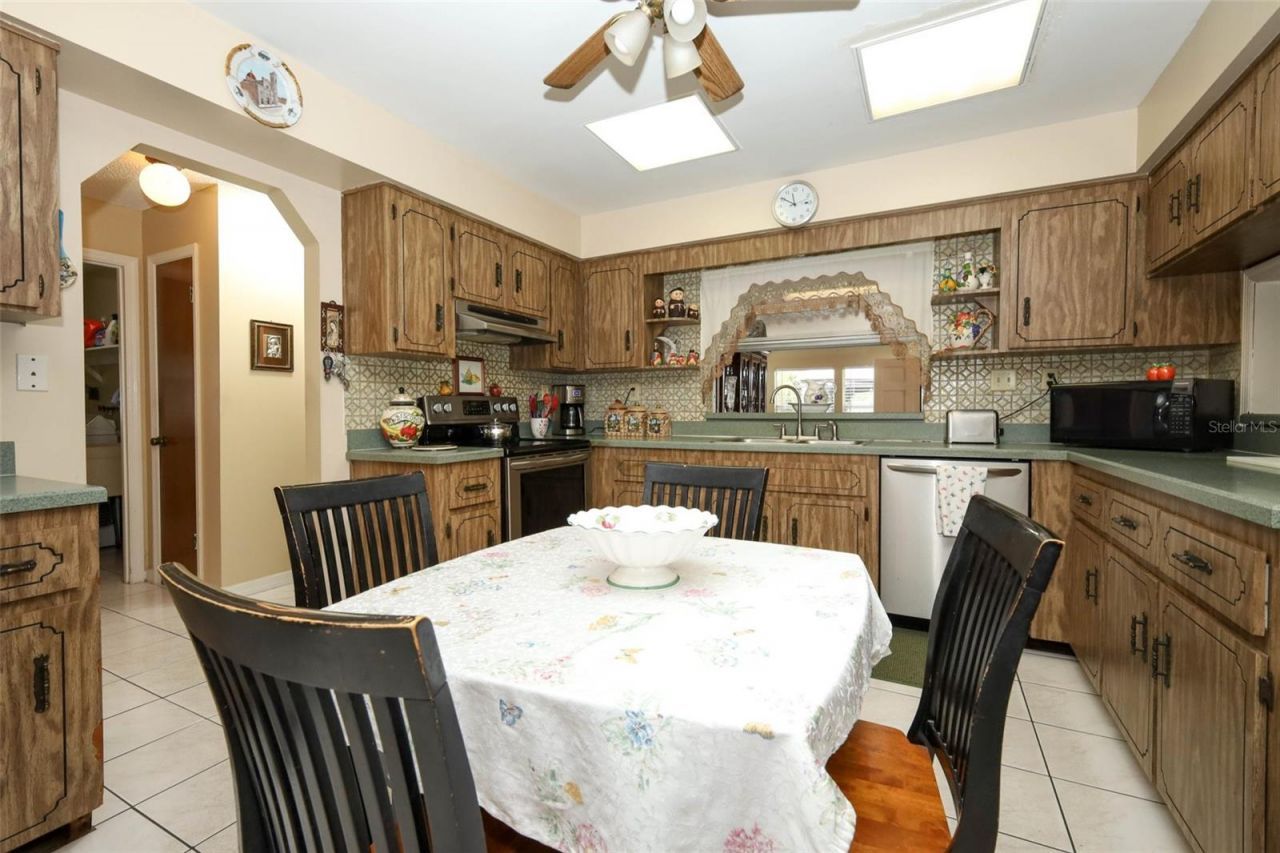 5520 Rockwood Avenue, Orlando, FL 32839 Photo