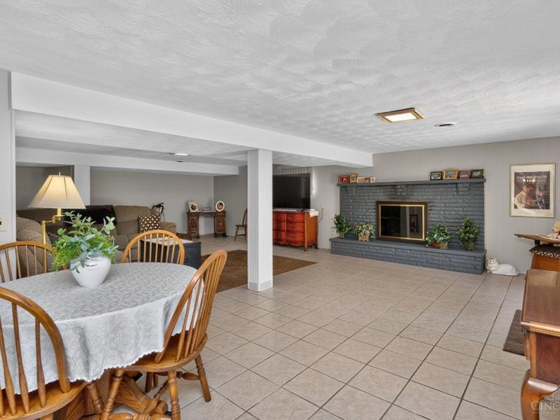 9358 Gina Drive, West Chester, OH 45069 Photo 22