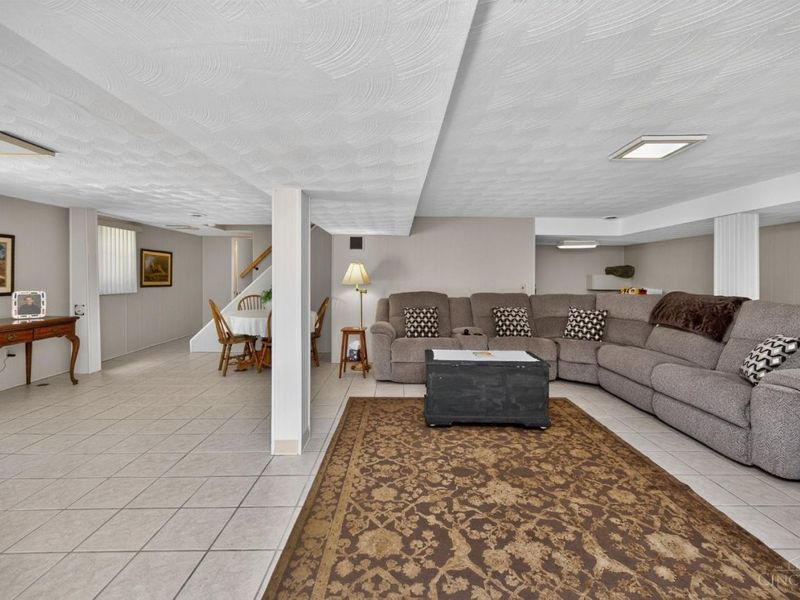 9358 Gina Drive, West Chester, OH 45069 Photo 23