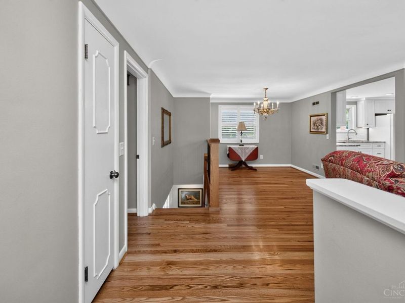 9358 Gina Drive, West Chester, OH 45069 Photo 4