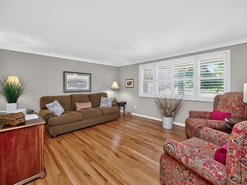 9358 Gina Drive, West Chester, OH 45069 Photo 5