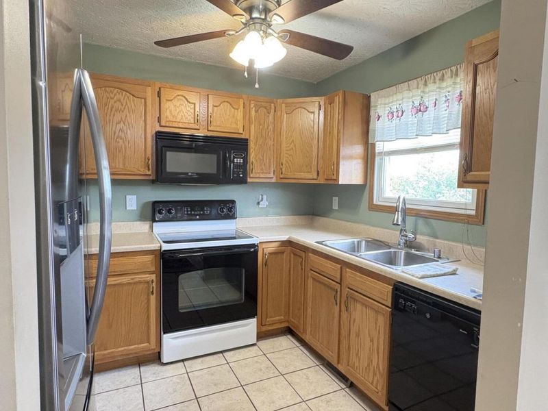 216 Southern Drive, Williamstown, KY 41097 Photo 5