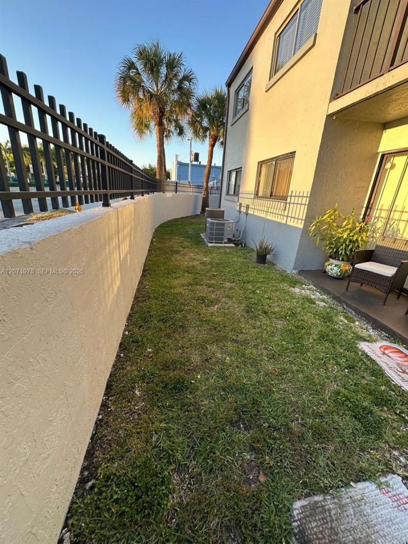 7401 SW 152nd Ave , Unit 208-1, Miami, FL 33193 Photo
