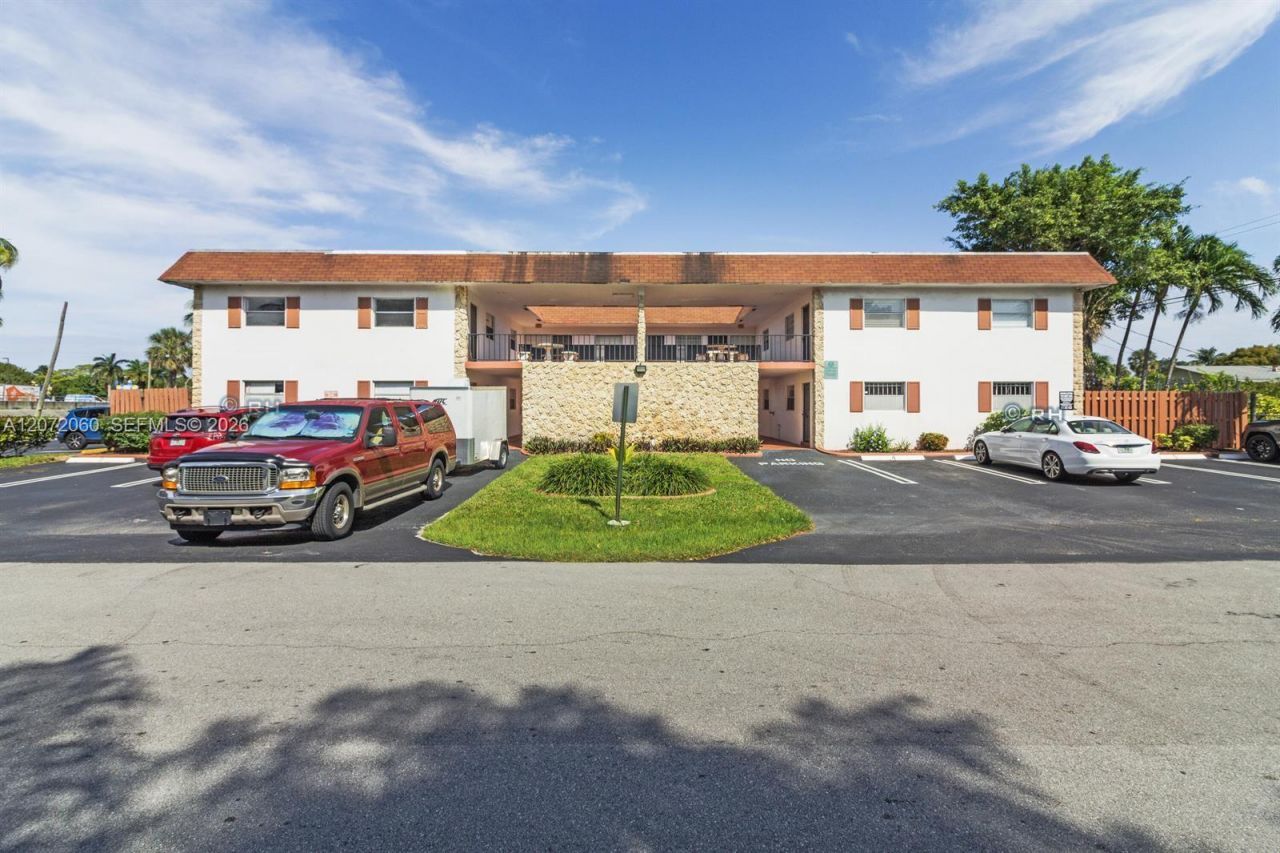 344 SW 1st St , Unit 6, Pompano Beach, FL 33060 Photo