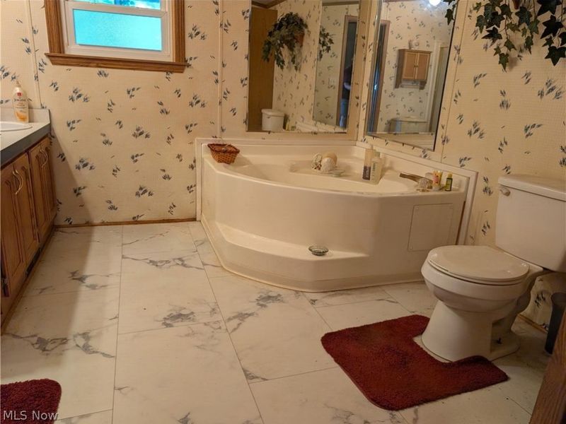 10811 Freedom Road , Kimbolton, OH 43749 Photo 22