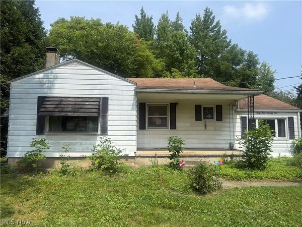 4976 Argonne Drive , Austintown, OH 44515