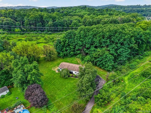 1 Christopher Way, Marlboro, NY 12542