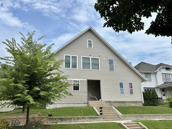 404 Jefferson Street, Decorah, IA 52101