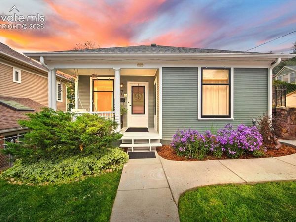 7 Waltham Avenue, Manitou Springs, CO 80829