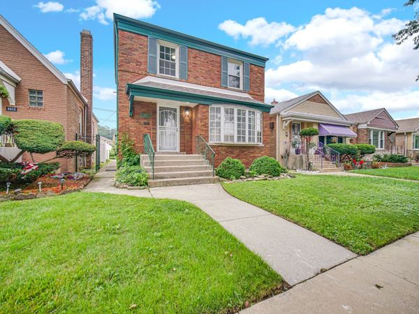 8616 S Winchester Avenue , Chicago, IL 60620