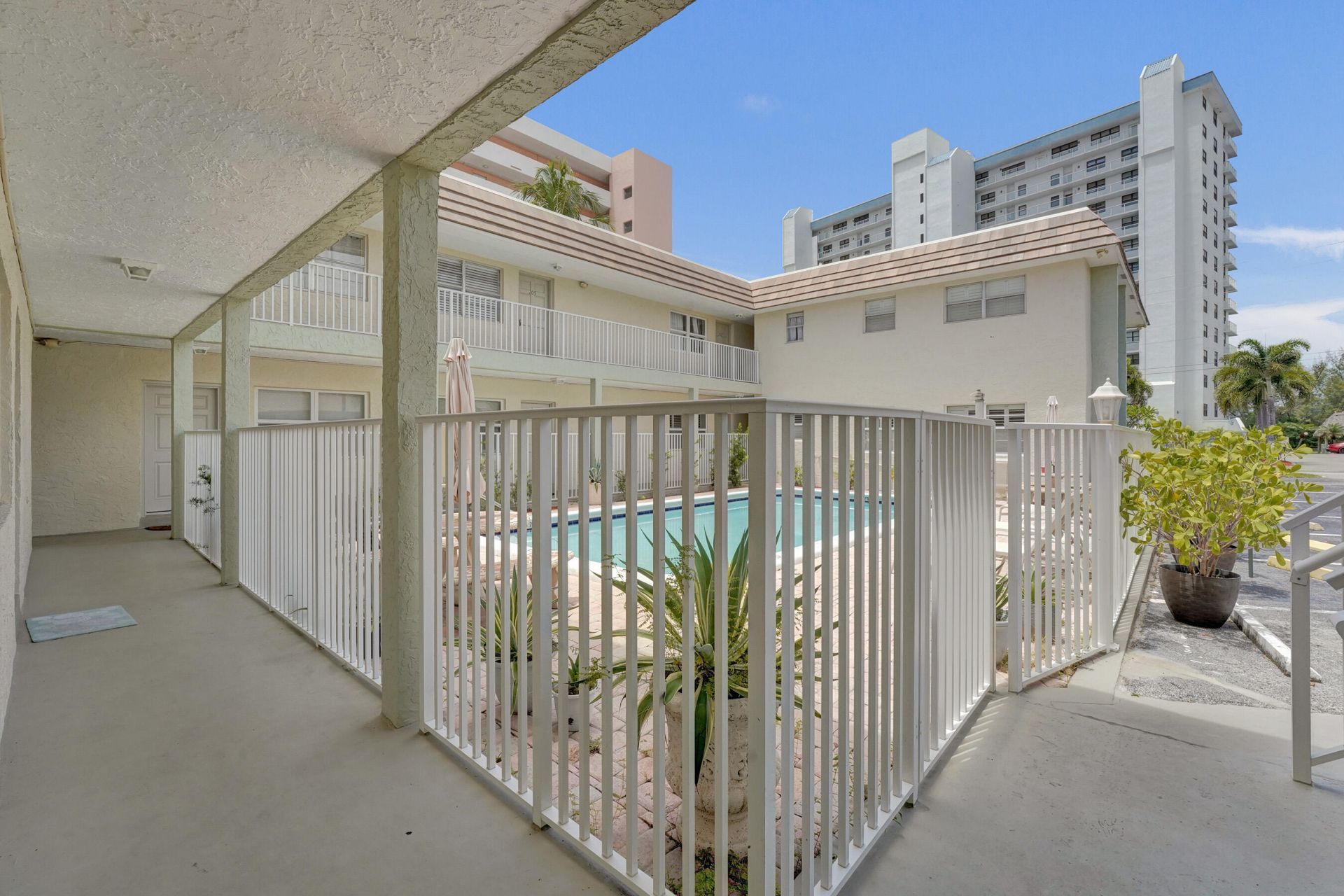1450 N Riverside Drive, Unit 103, Pompano Beach, FL 33062 Photo
