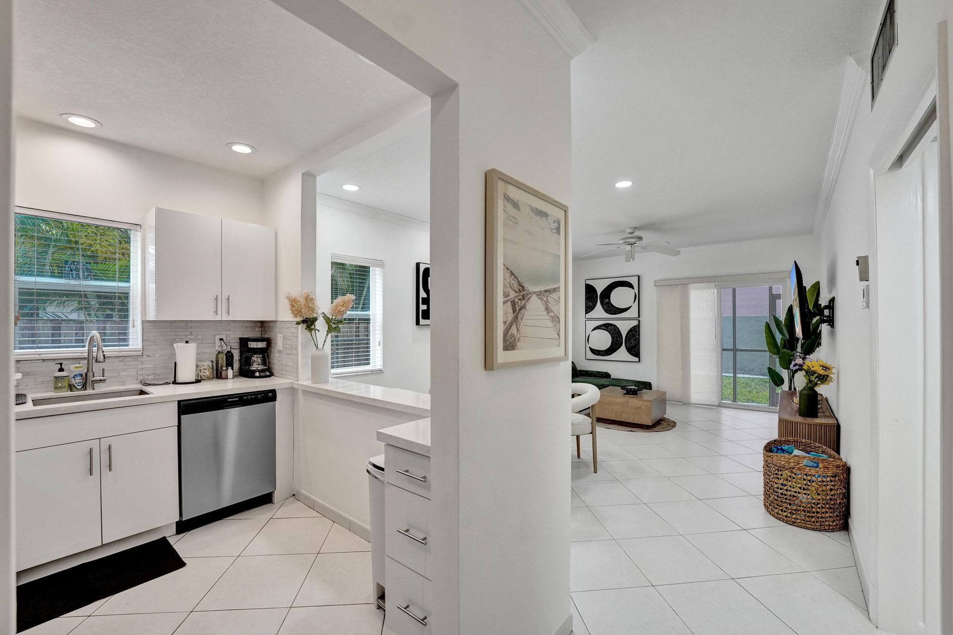1450 N Riverside Drive, Unit 103, Pompano Beach, FL 33062 Photo