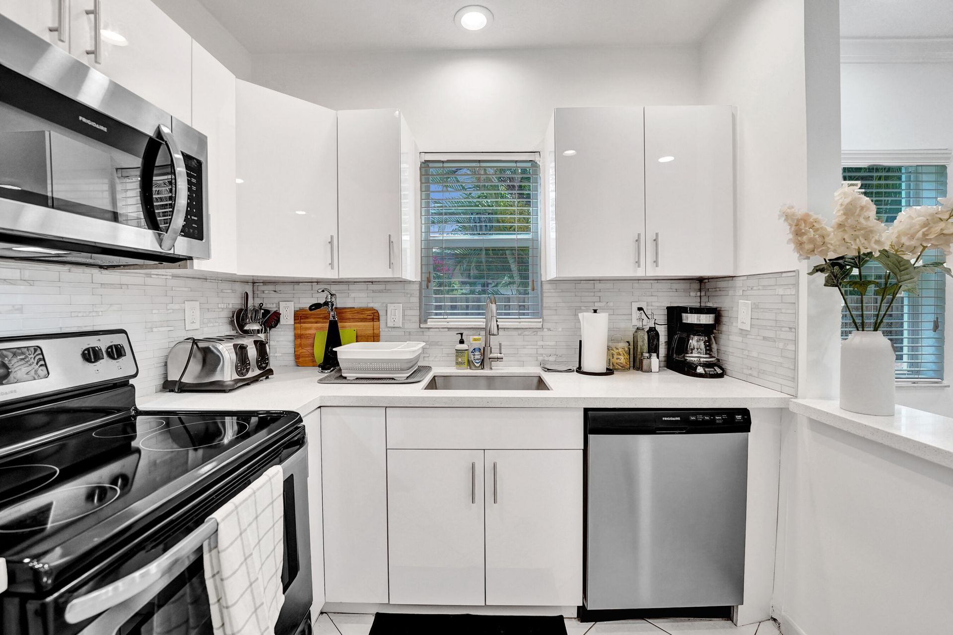1450 N Riverside Drive, Unit 103, Pompano Beach, FL 33062 Photo