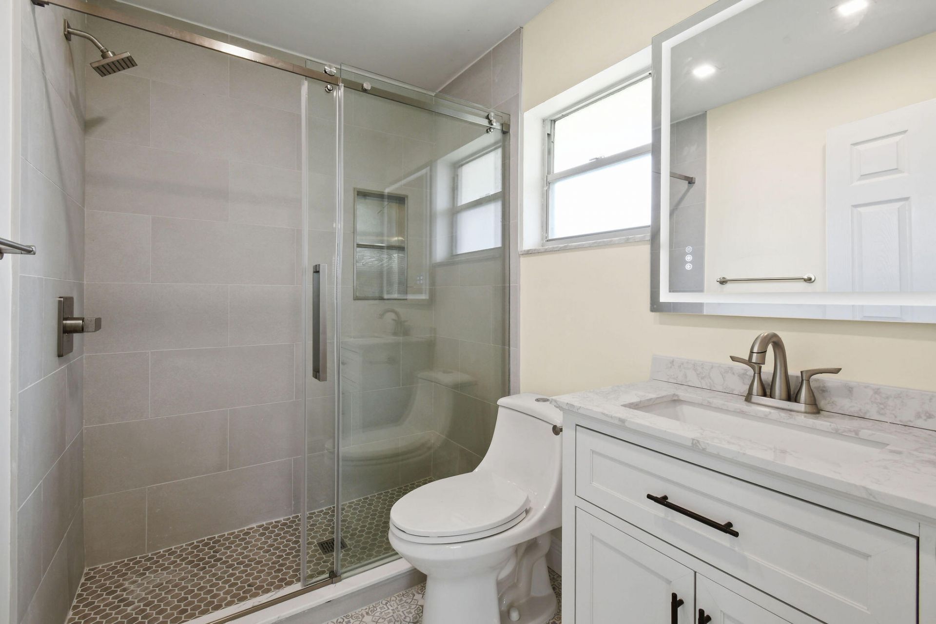 722 SE Arton Lane, Port Saint Lucie, FL 34983 Photo
