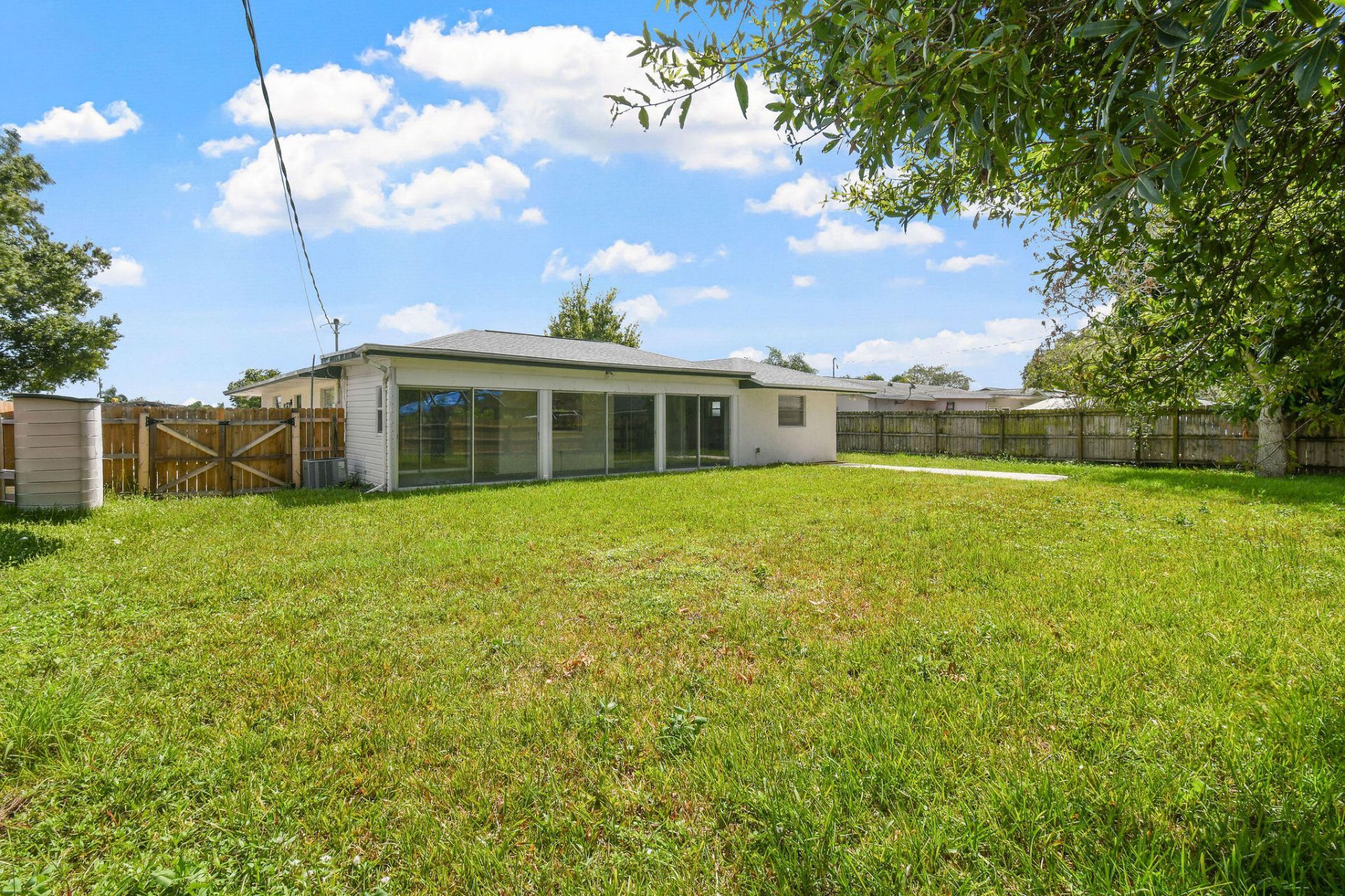 722 SE Arton Lane, Port Saint Lucie, FL 34983 Photo