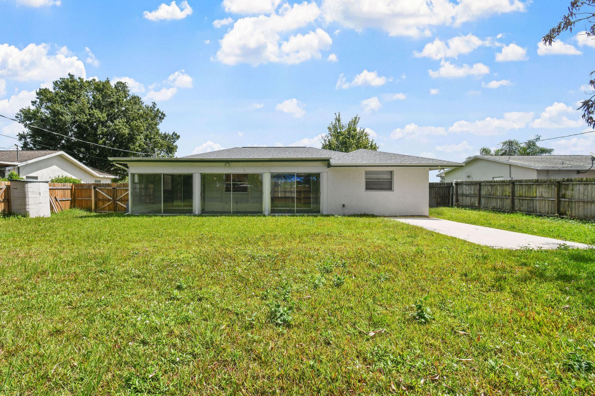 722 SE Arton Lane, Port Saint Lucie, FL 34983 Photo