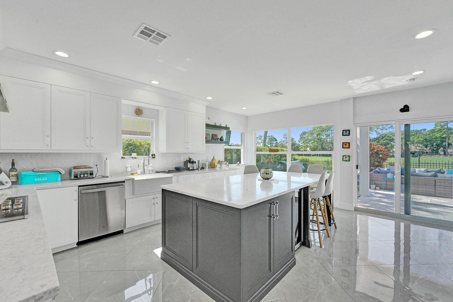 21 Marlwood Lane, Palm Beach Gardens, FL 33418 Photo
