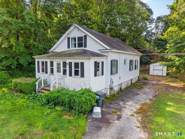 10 Mill Cove, Ledyard, CT 06335