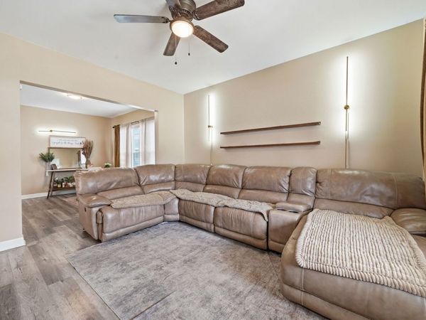 10747 S Forest Avenue , Chicago, IL 60628