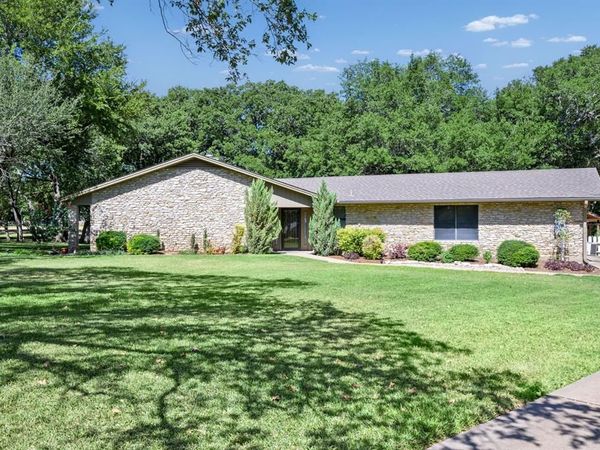 123 Sandra Palmer Street, Stephenville, TX 76401