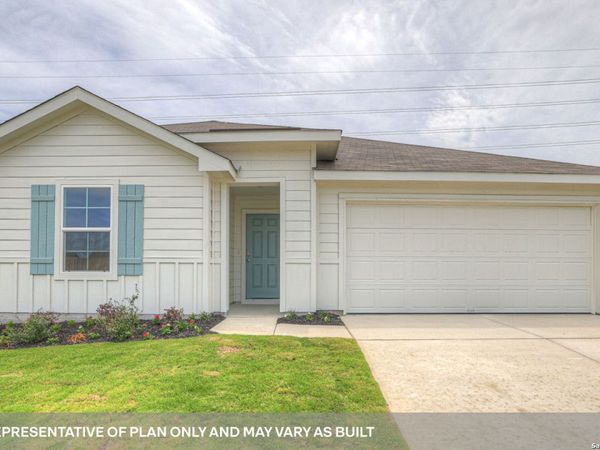 740 Prince Albert, Seguin, TX 78155