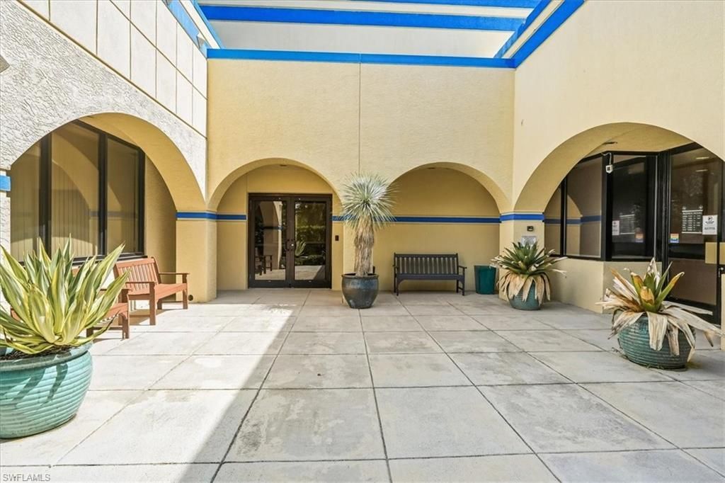 1425 Creech Rd , Naples, FL 34103 Photo