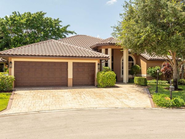5805 NW 97th Drive, Parkland, FL 33076
