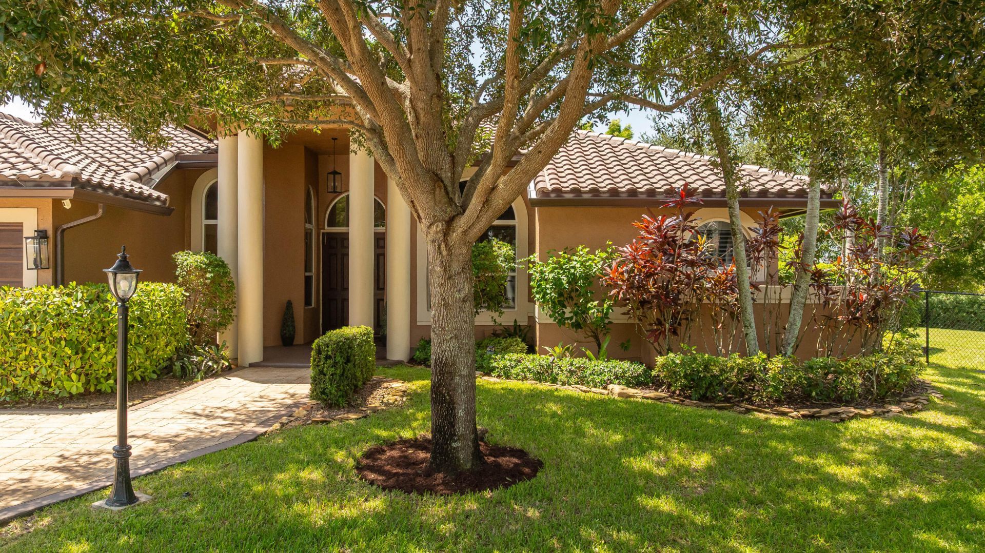5805 NW 97th Drive, Parkland, FL 33076 Photo
