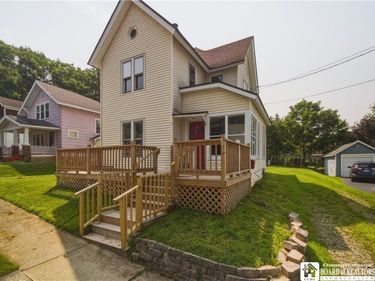 18 Hess Street, Jamestown, NY 14701