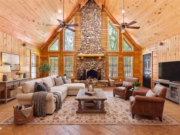 1147 Rs County Road 3503, Emory, TX 75440