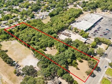 335 S St Augustine, Dallas, TX 75217