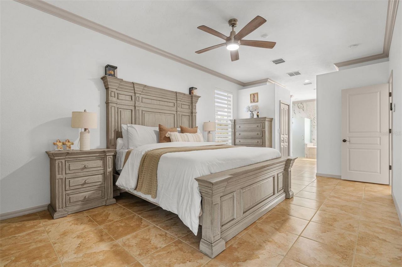 3333 Yonge Avenue, Unit 13, Sarasota, FL 34235 Photo