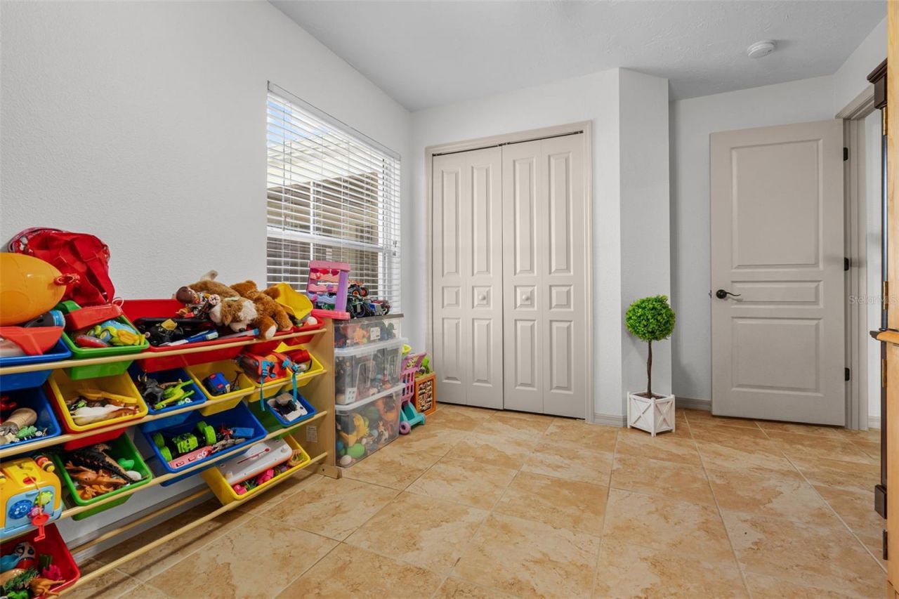 3333 Yonge Avenue, Unit 13, Sarasota, FL 34235 Photo