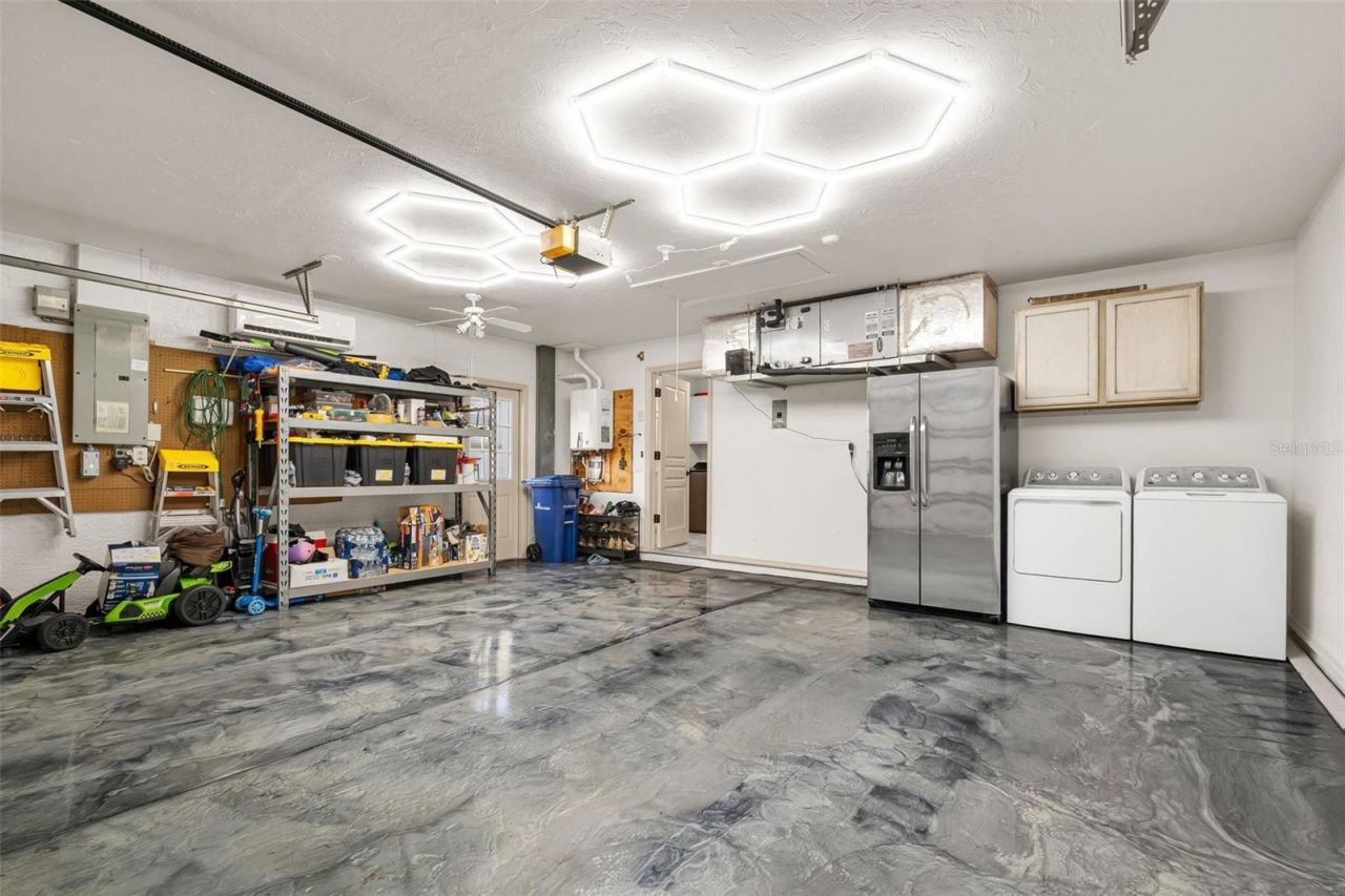 3333 Yonge Avenue, Unit 13, Sarasota, FL 34235 Photo