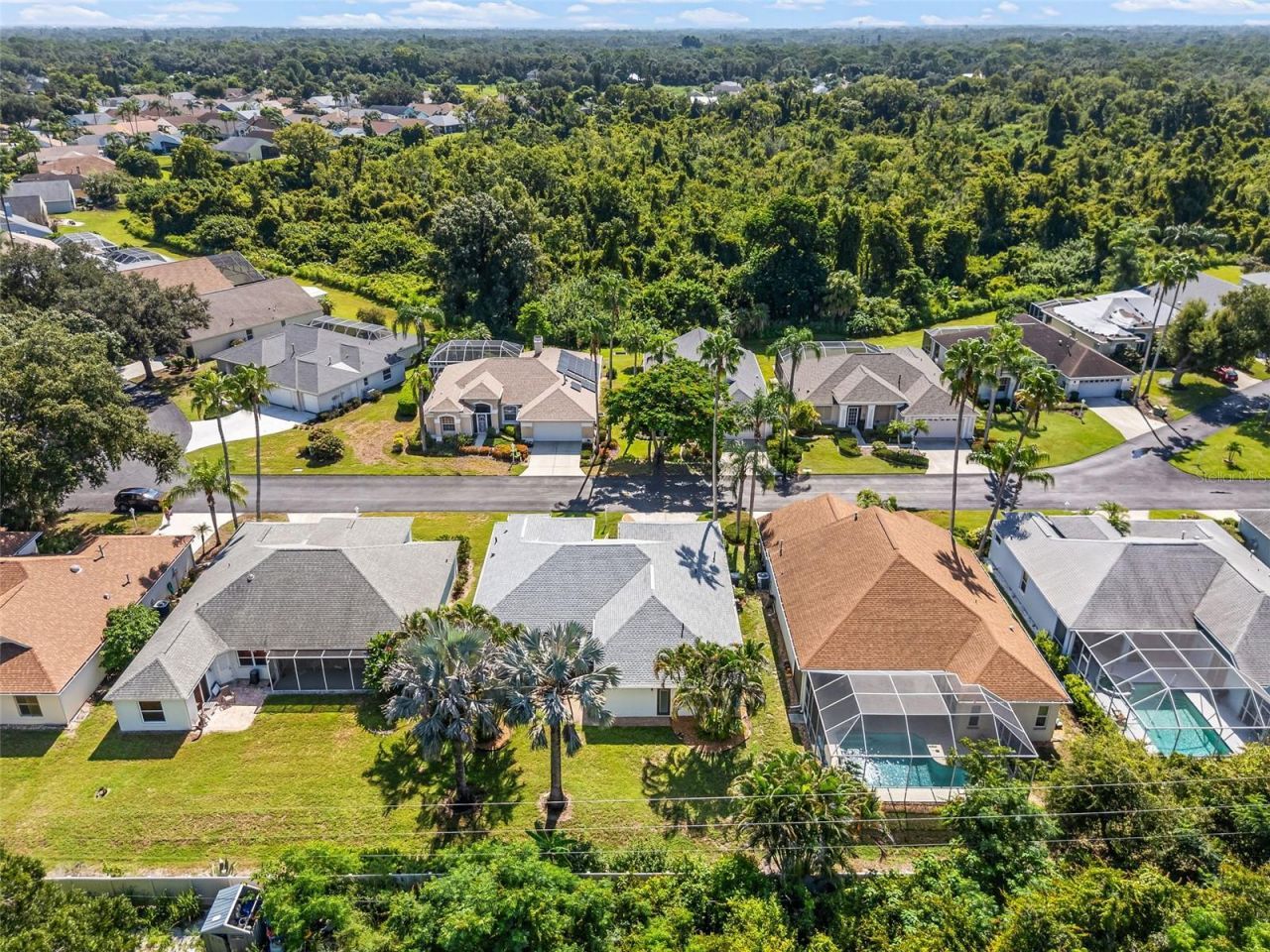 3333 Yonge Avenue, Unit 13, Sarasota, FL 34235 Photo