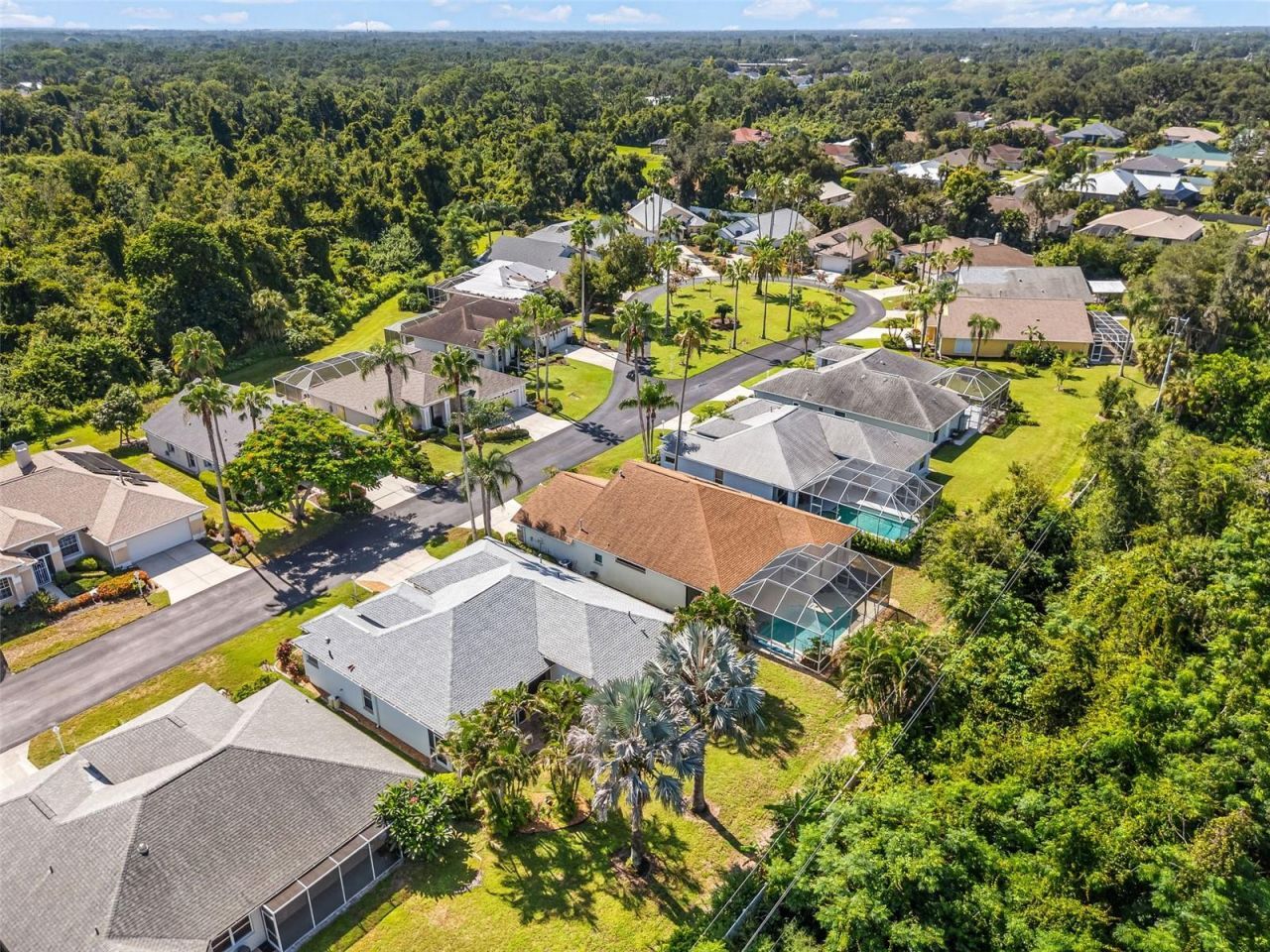 3333 Yonge Avenue, Unit 13, Sarasota, FL 34235 Photo