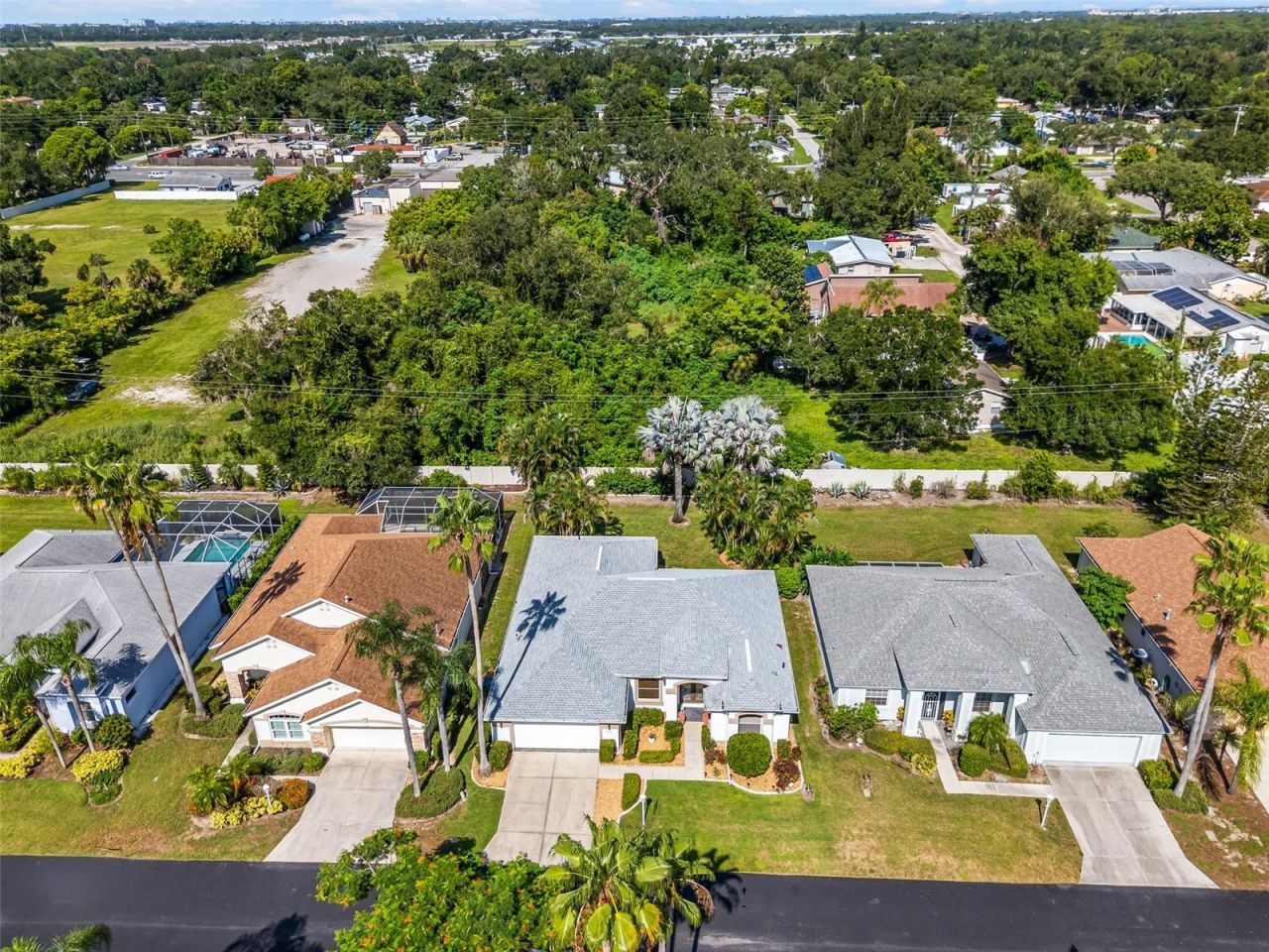 3333 Yonge Avenue, Unit 13, Sarasota, FL 34235 Photo