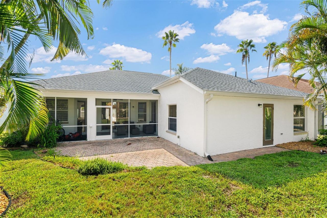 3333 Yonge Avenue, Unit 13, Sarasota, FL 34235 Photo