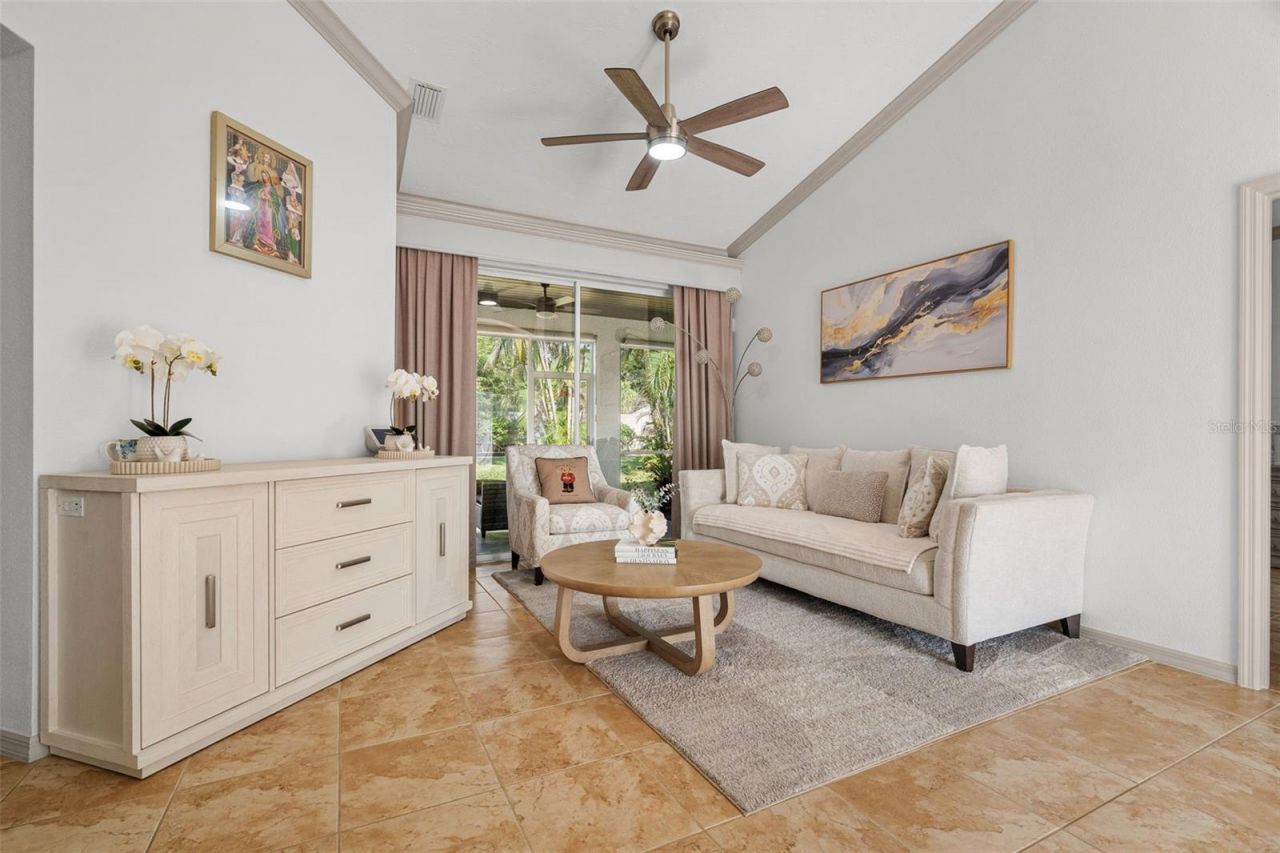 3333 Yonge Avenue, Unit 13, Sarasota, FL 34235 Photo