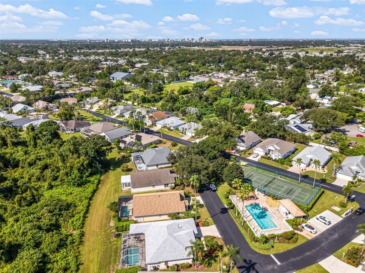 3333 Yonge Avenue, Unit 13, Sarasota, FL 34235 Photo
