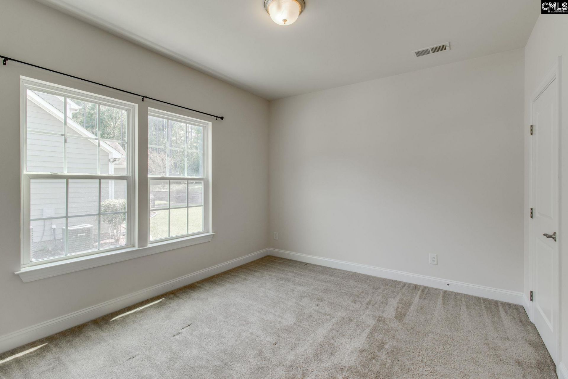 56 Roundtree Road  Photo 15
