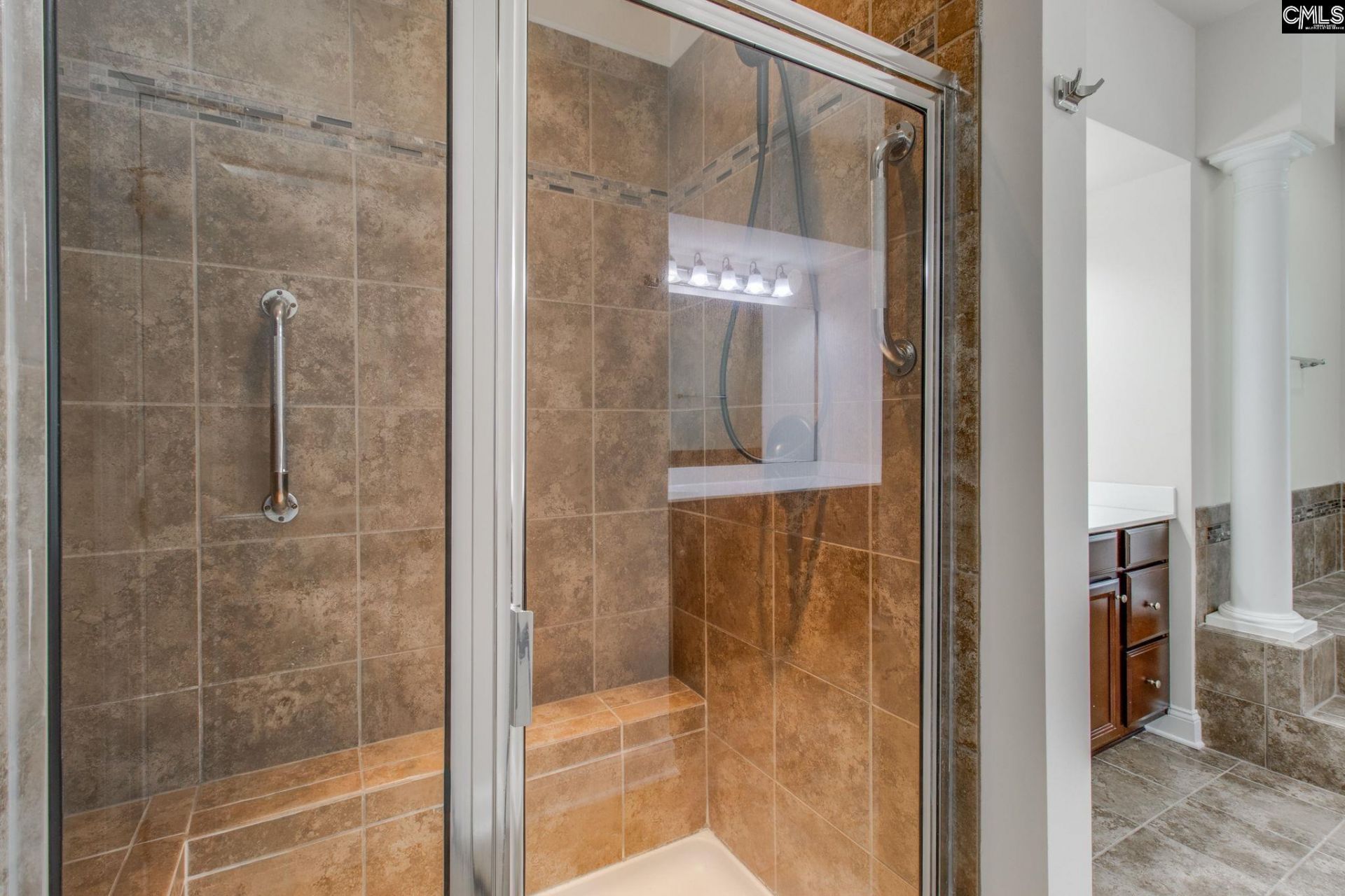 56 Roundtree Road  Photo 24