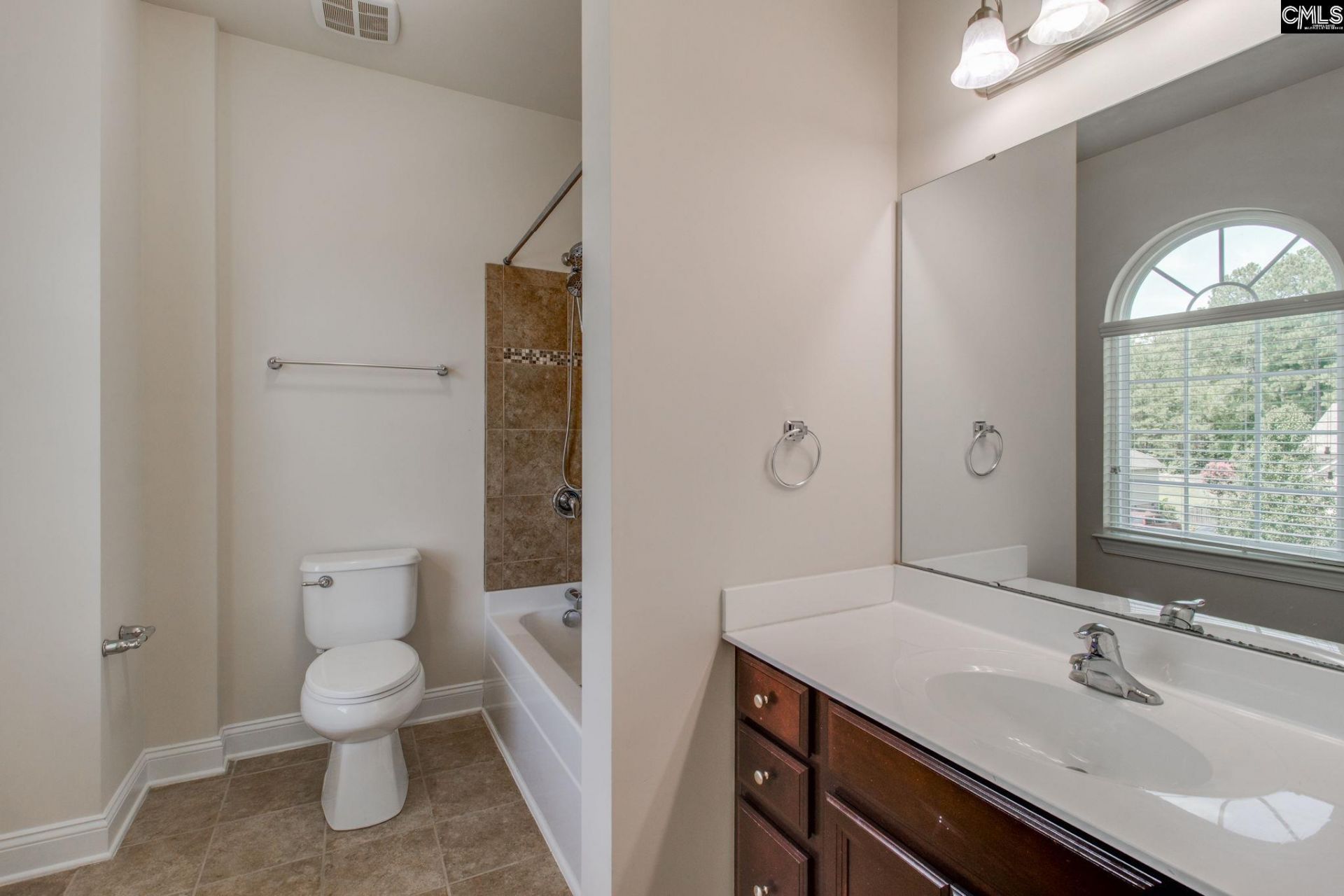 56 Roundtree Road  Photo 29