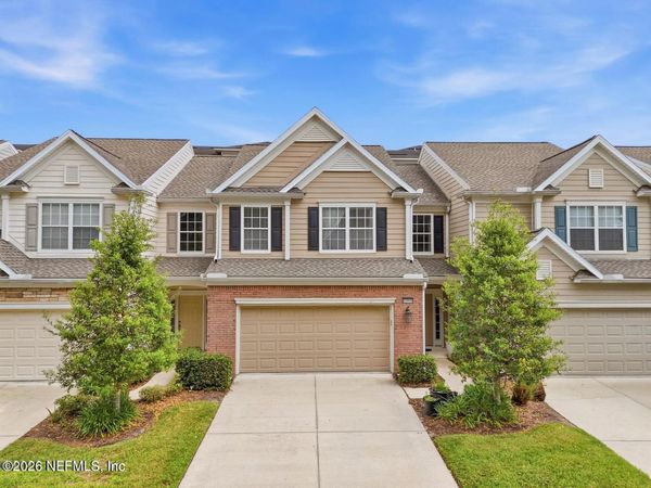 4008 LIONHEART Drive, Jacksonville, FL 32216