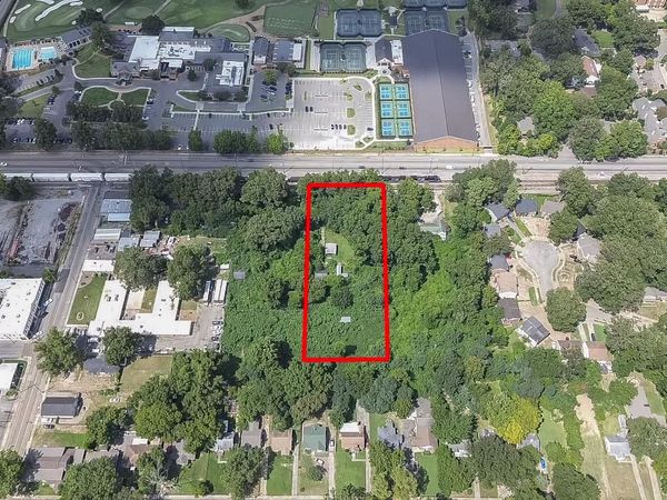 3083 SOUTHERN AVE, Memphis, TN 38111